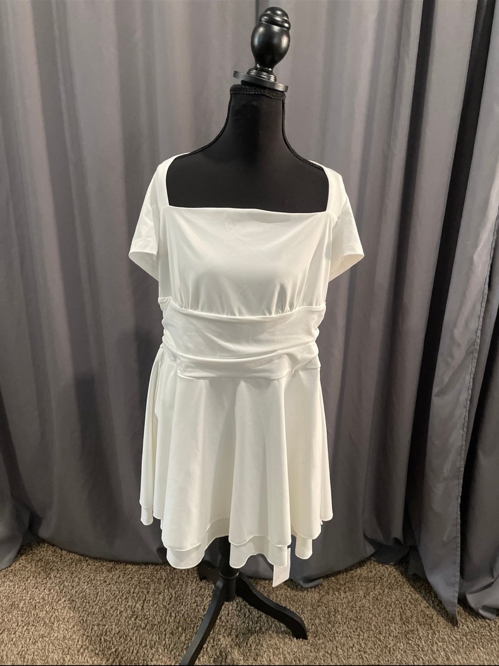 OYS NWT white square neck dress size XL